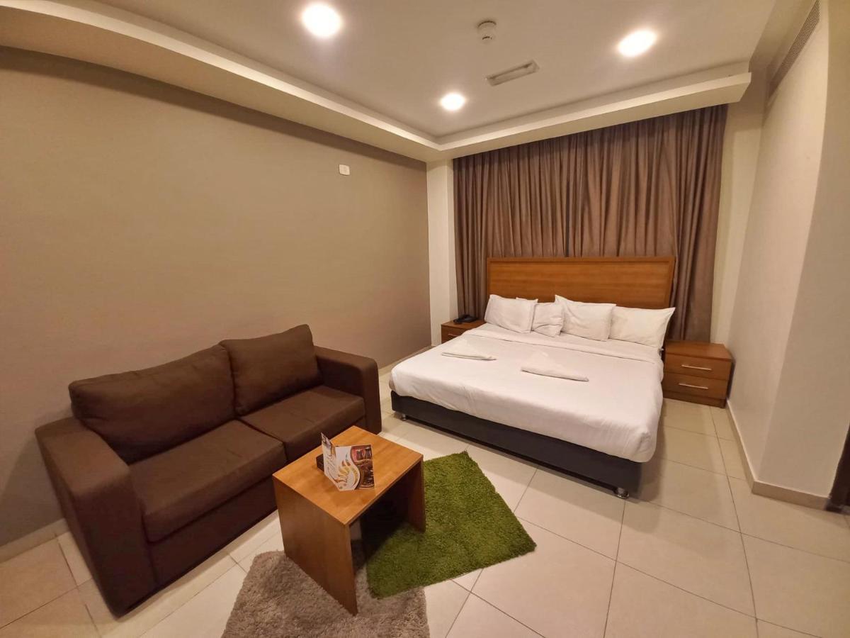 Lujain Hotel فندق النور واللجين 安曼 外观 照片