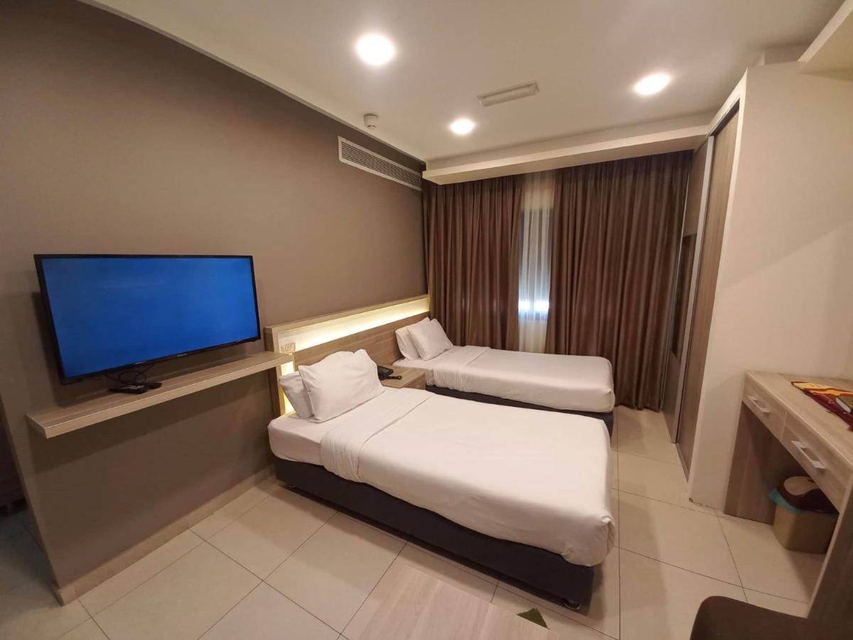 Lujain Hotel فندق النور واللجين 安曼 外观 照片