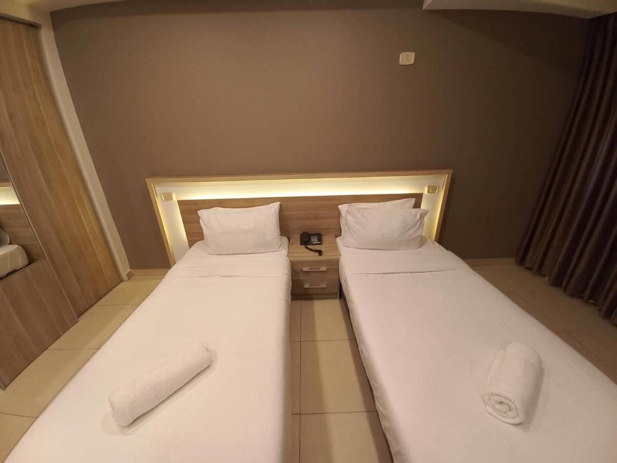 Lujain Hotel فندق النور واللجين 安曼 外观 照片