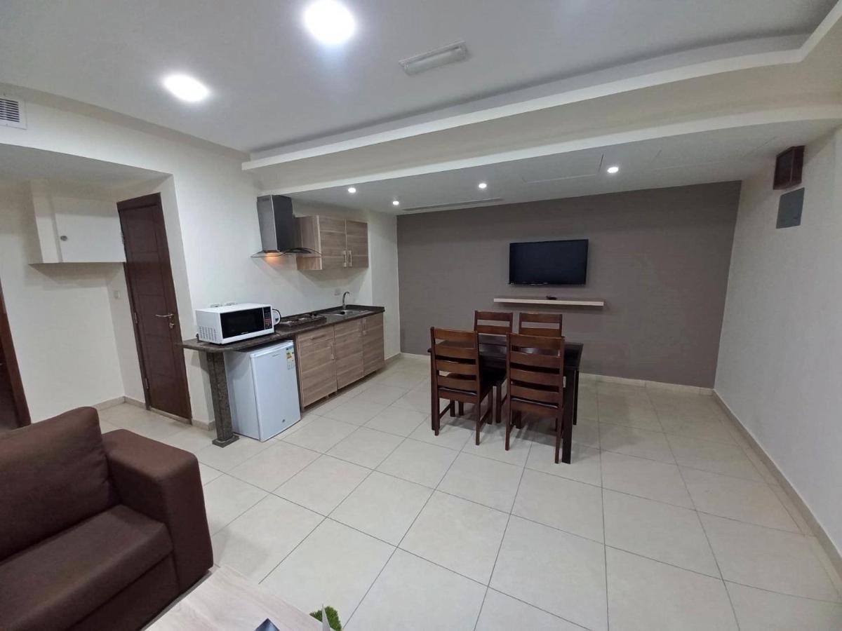 Lujain Hotel فندق النور واللجين 安曼 外观 照片