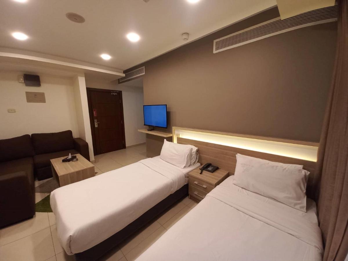 Lujain Hotel فندق النور واللجين 安曼 外观 照片