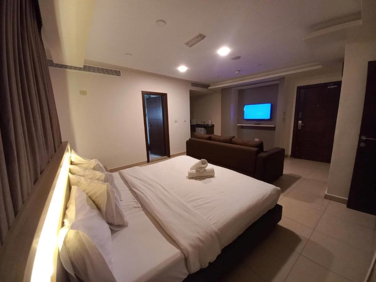 Lujain Hotel فندق النور واللجين 安曼 外观 照片