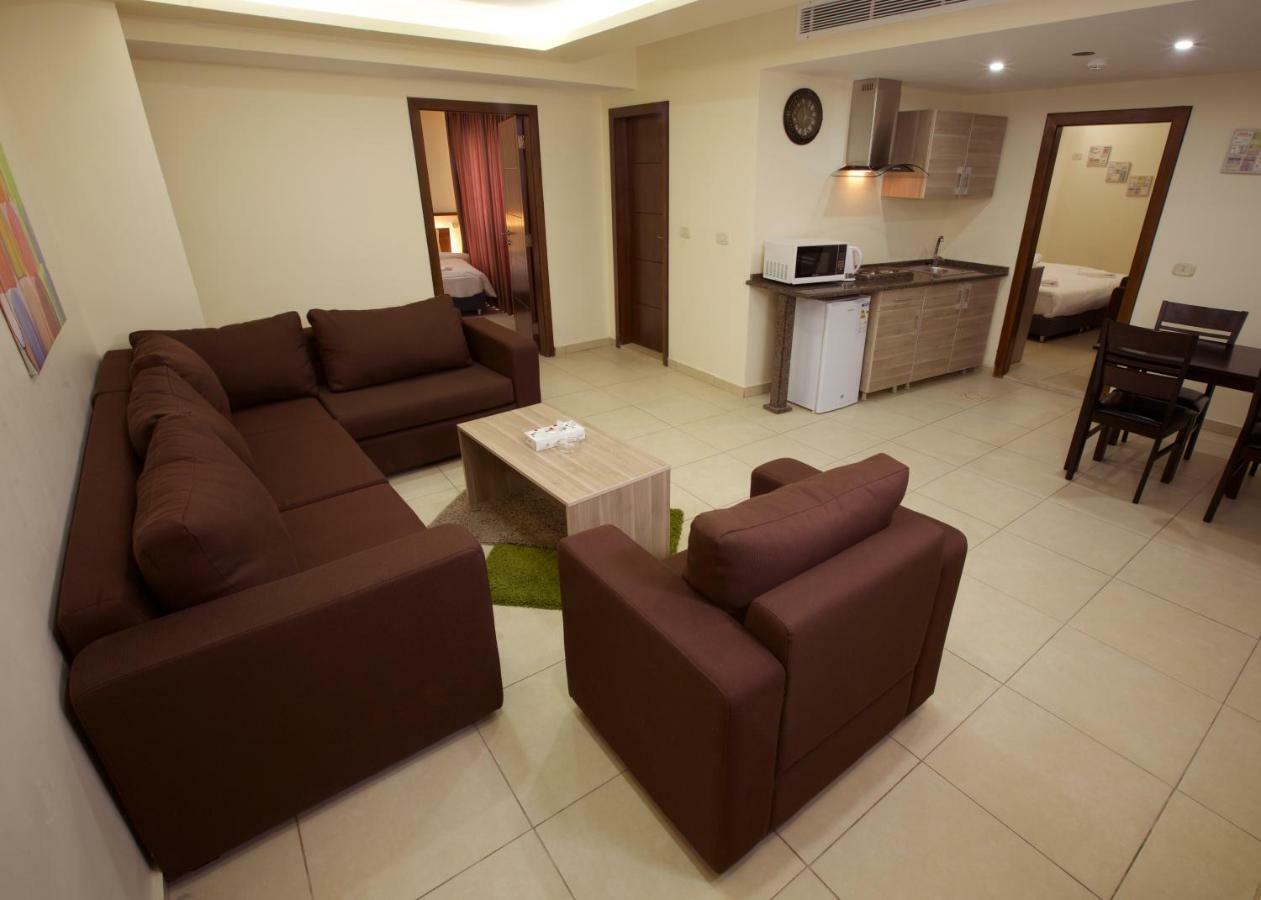 Lujain Hotel فندق النور واللجين 安曼 外观 照片